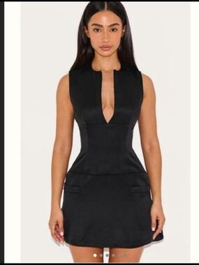 PrettyLittleThing Black Sleeveless Plunge Peplum Mini Dress